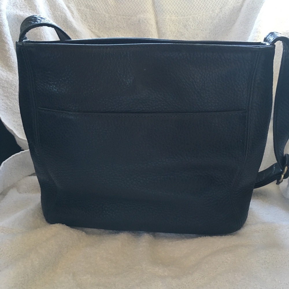 VINTAGE COACH BLACK LEATHER CROSSBODY BAG
